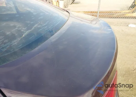 2018 Kia Forte Lx z USA, uszkodzony, nr VIN 3KPFK4A72JE276535